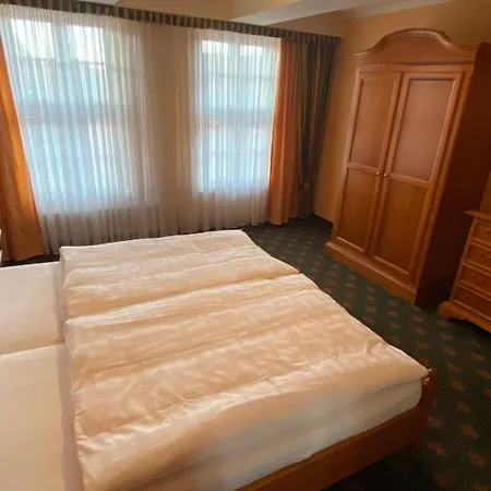 Apartment Altstadt-refugium - Schlossblick, Sauna, Parkplatz, Innenstadt, Wow Sky Sport Bl Wernigerode