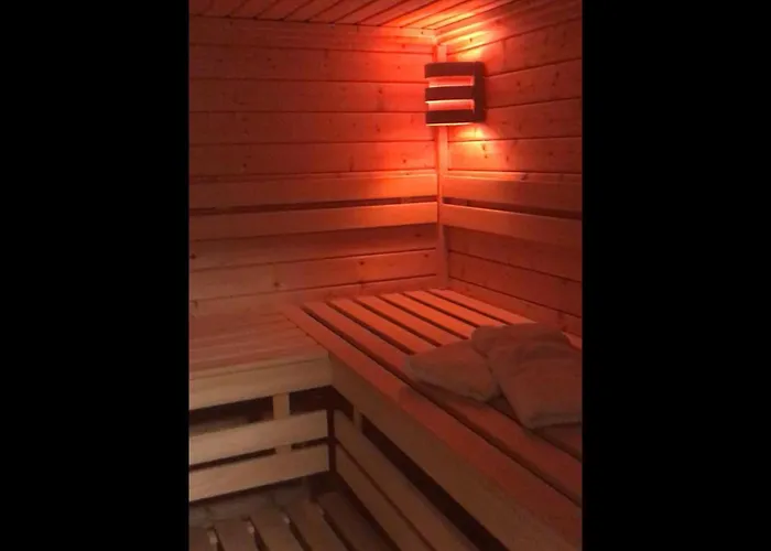 アパート Altstadt-refugium - Schlossblick, Sauna, Parkplatz, Innenstadt, Wow Sky Sport Bl *